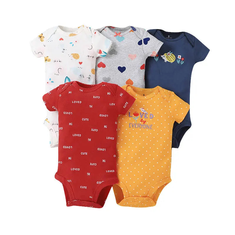 Baby wearing short sleeve cotton bodysuit from 5-pack set – comfortable and cute outfit